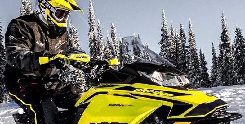 THE WORLDS LONGEST TOUGHEST SNOWMOBILE RACE